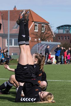 Bild 5 - B-Juniorinnen SG Weststeinburg/Bei - SV Fisia 03 : Ergebnis: 1:2